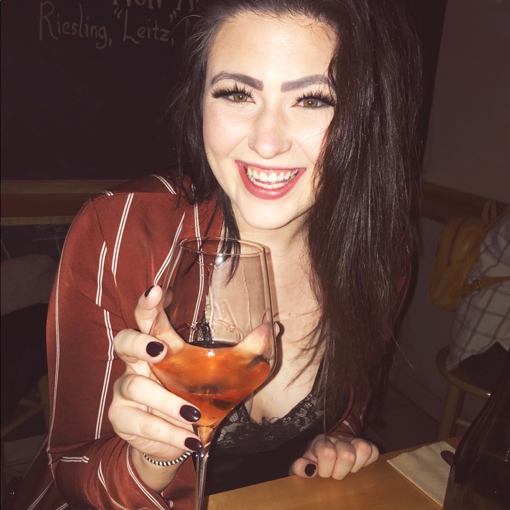 Meet your Posher, Michele